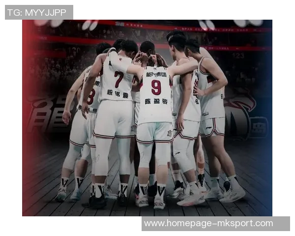 CBA精彩对决辽宁男篮迎战青岛男篮力争季后赛席位的关键战役