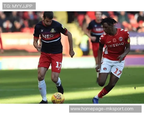 哈德斯菲尔德主场迎战曼联争夺英超宝贵积分的精彩对决